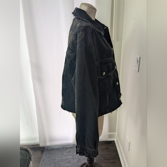 Zara distressed denim jacket - Picture 2 of 5